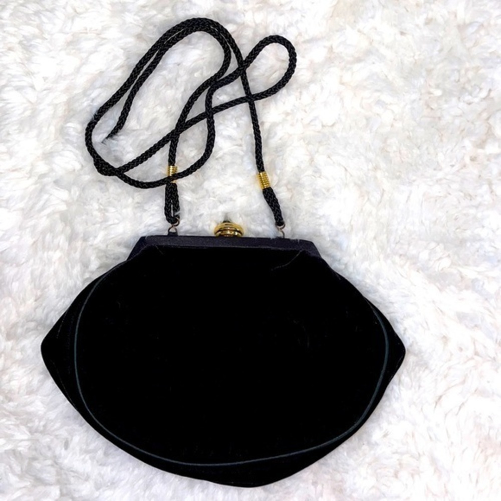 Vanessa Black Velvet Purse with Fabric‎  Cord Strap Vintage - Picture 2 of 7